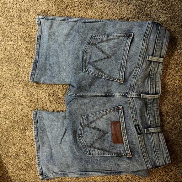 Wrangler Bailey Flare Jean - Picture 6 of 7